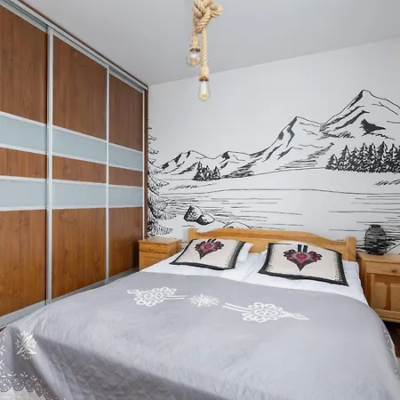 Krolewska With Mountain View By Renters Apartment *